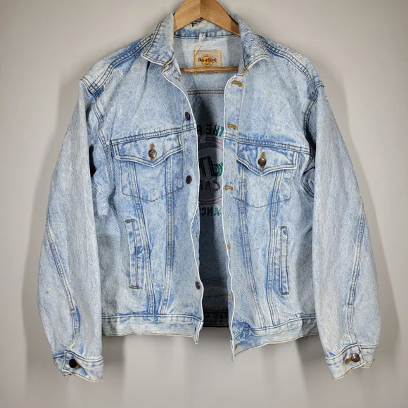 Vintage Hard Rock Cafe Save The Planet Cancun Light Wash Jean Jacket Pastel Lrg